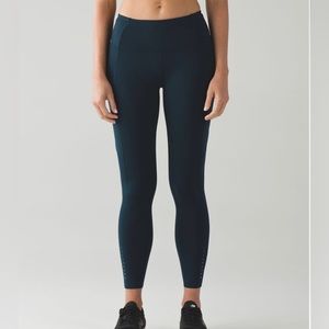 Lululemon Fast and Free 7/8 Tight Size 4